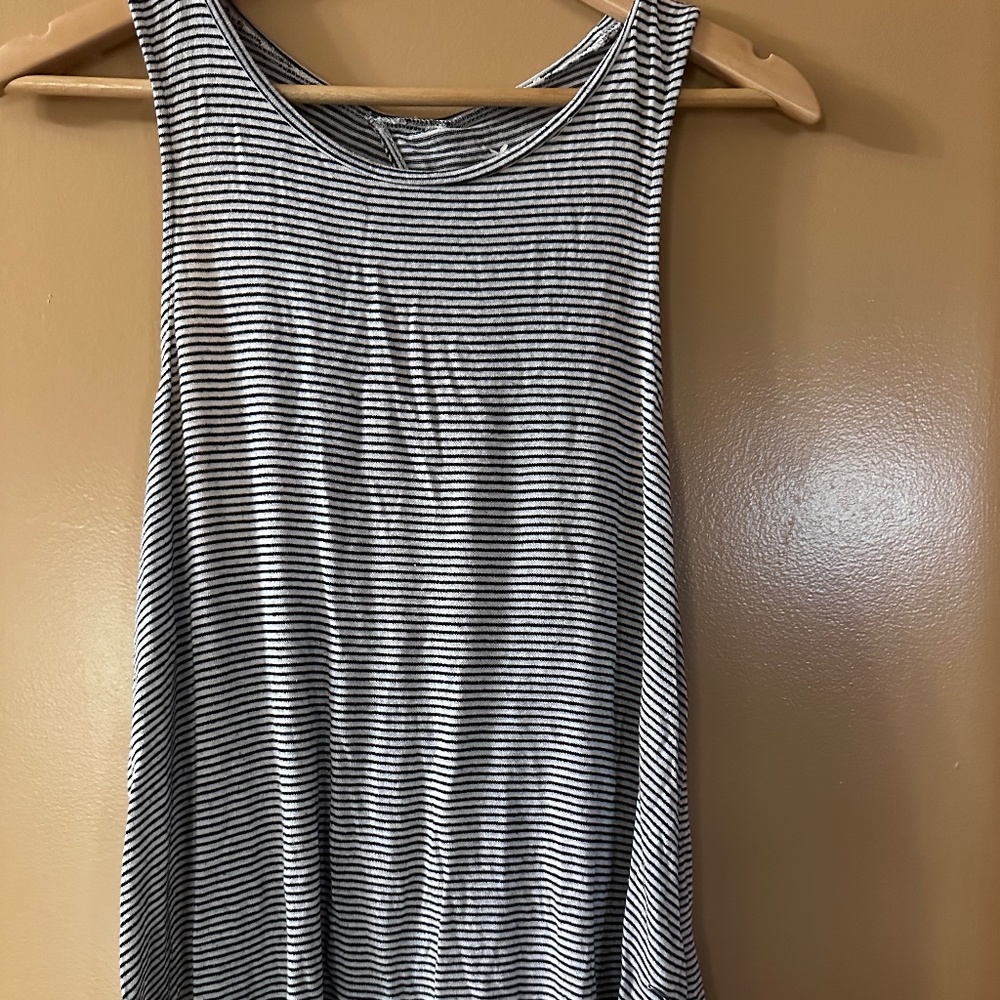 American Eagle Tank Twist Strap Tank Size Medium